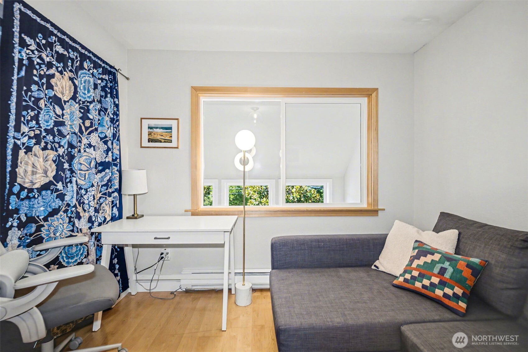 3423 W Government Way #7, Seattle, WA 98199