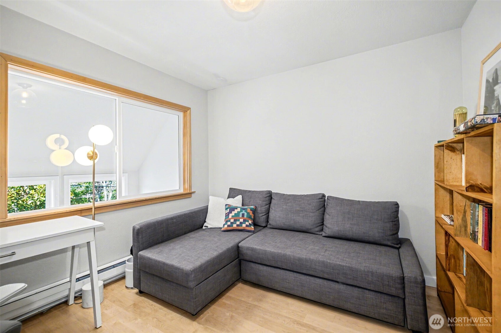 3423 W Government Way #7, Seattle, WA 98199