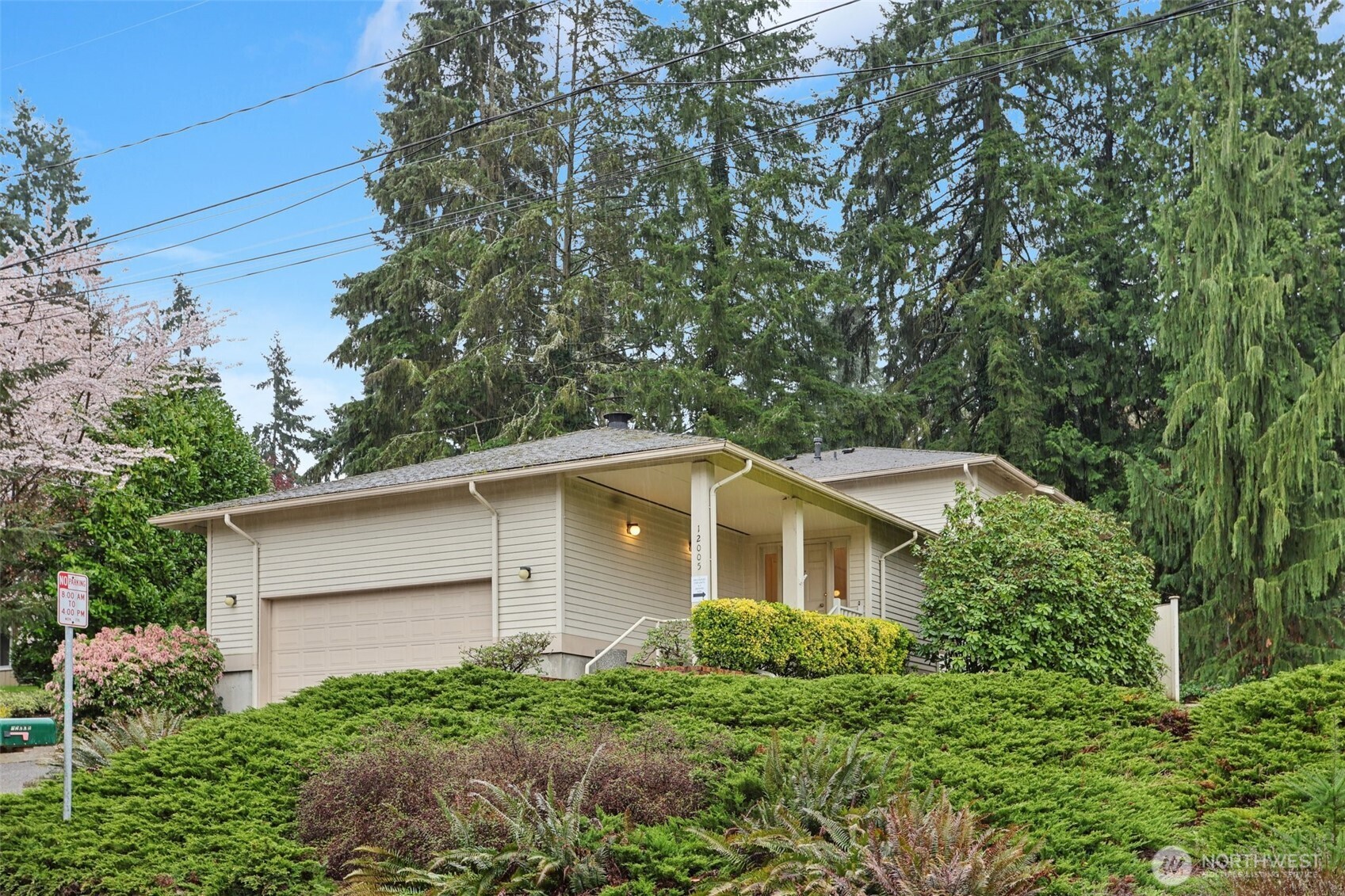 12005 NE 83rd Street , Kirkland, WA 98033