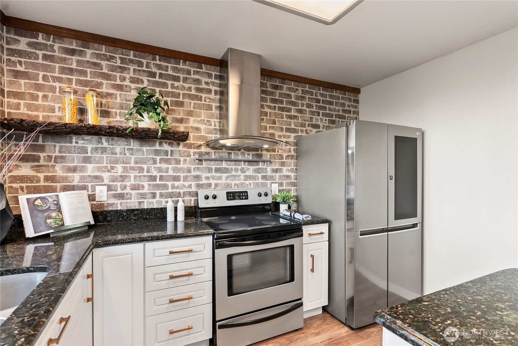 28204 29th Ave S , Federal Way, WA 98003