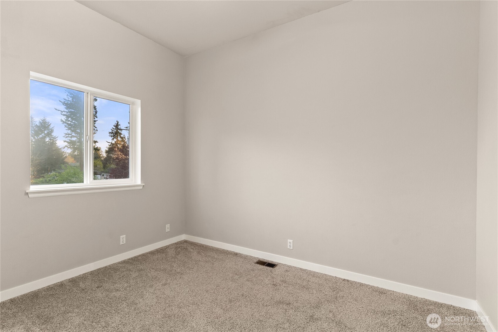 28204 29th Ave S , Federal Way, WA 98003