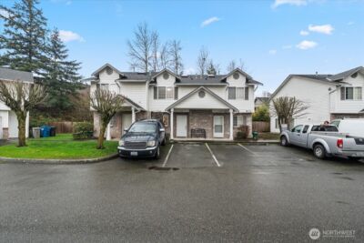 931 4th Avenue N #102, Kent, WA 98032-2050