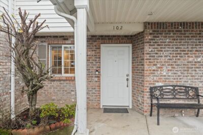 931 4th Avenue N #102, Kent, WA 98032-2050 - Photo 3