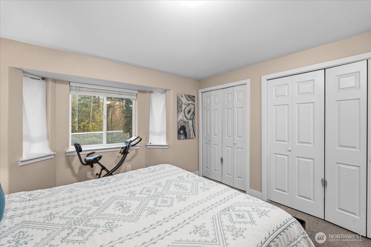 931 4th Avenue N #102, Kent, WA 98032-2050