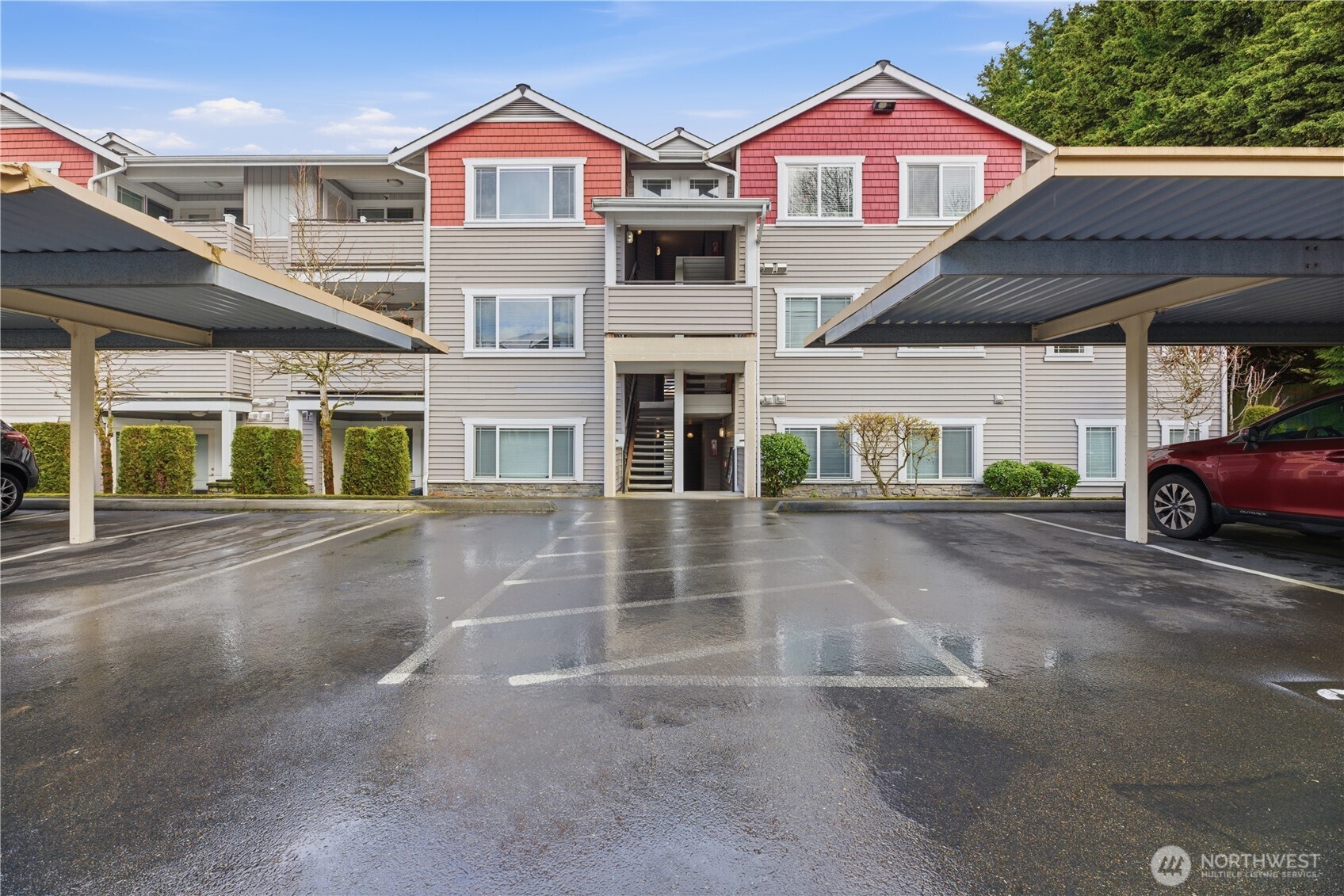 13503 97th Avenue E #201, Puyallup, WA 98373