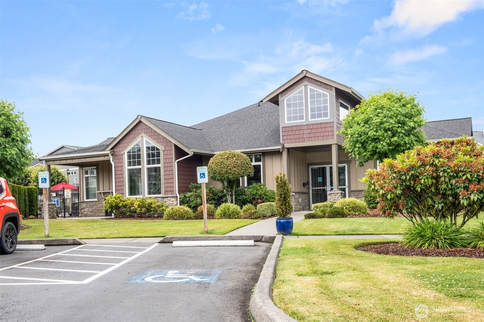 13503 97th Avenue E #201, Puyallup, WA 98373