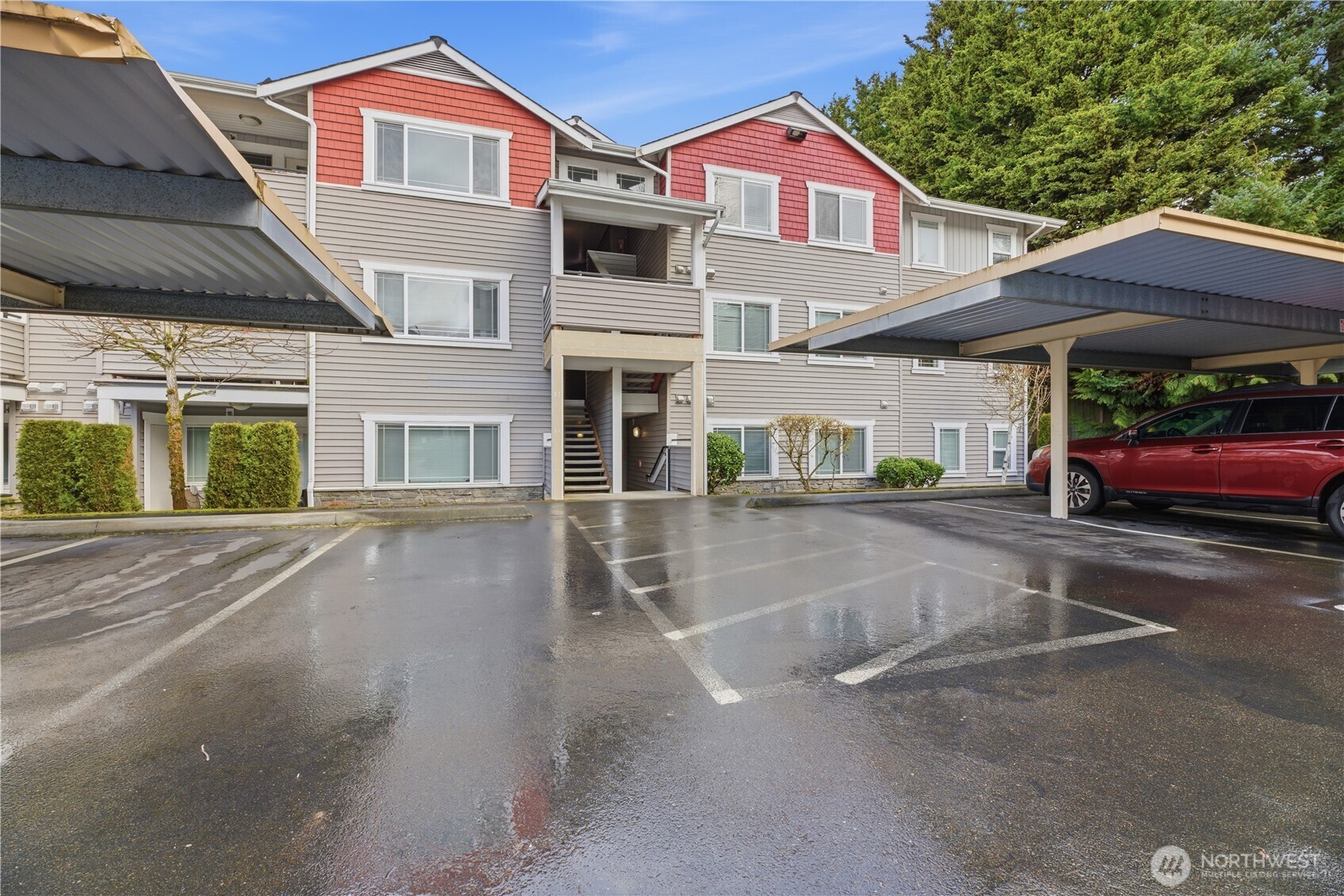13503 97th Avenue E #201, Puyallup, WA 98373