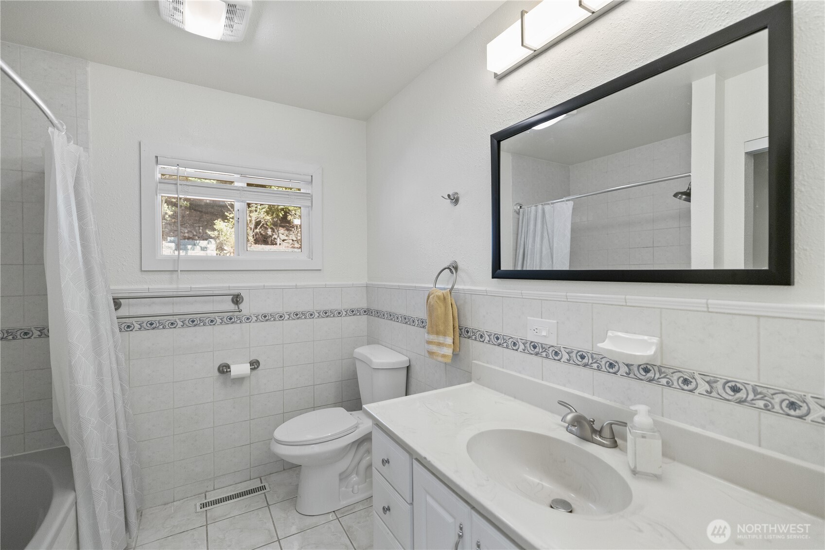 10105 114th Street SW, Lakewood, WA 98498