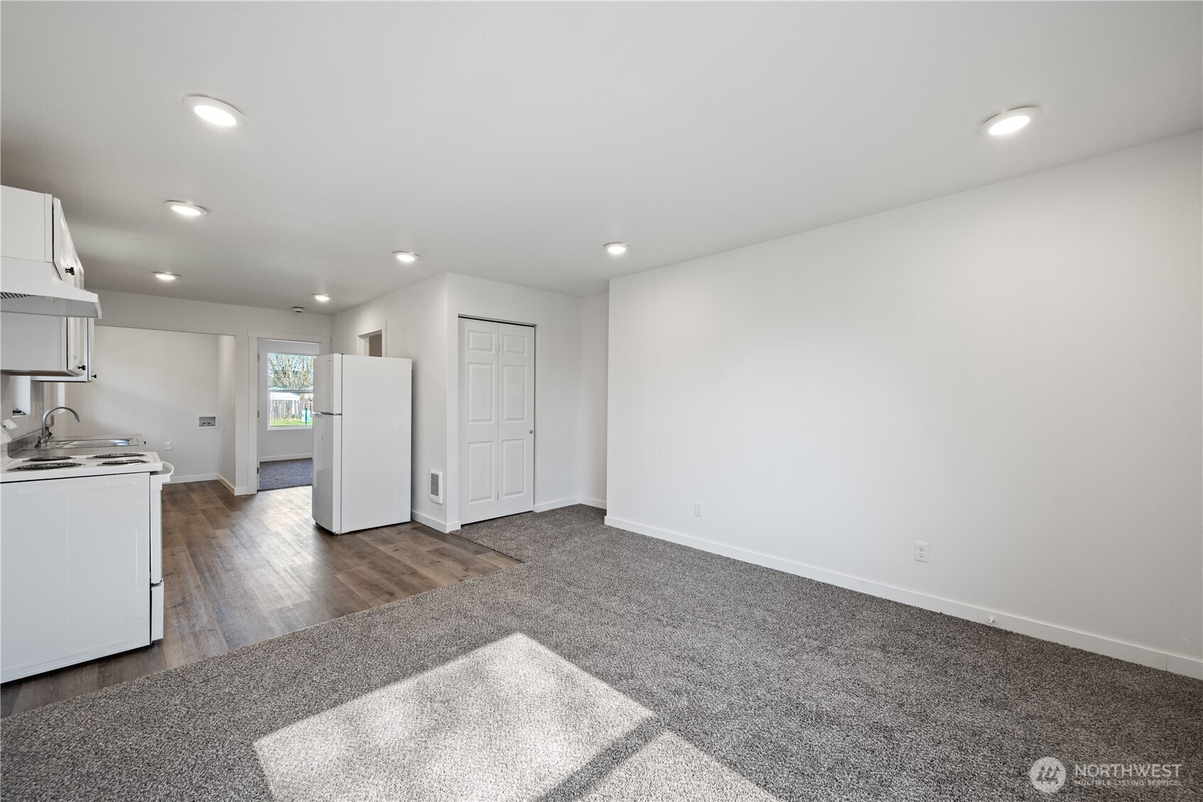 285 20th Avenue , Longview, WA 98632