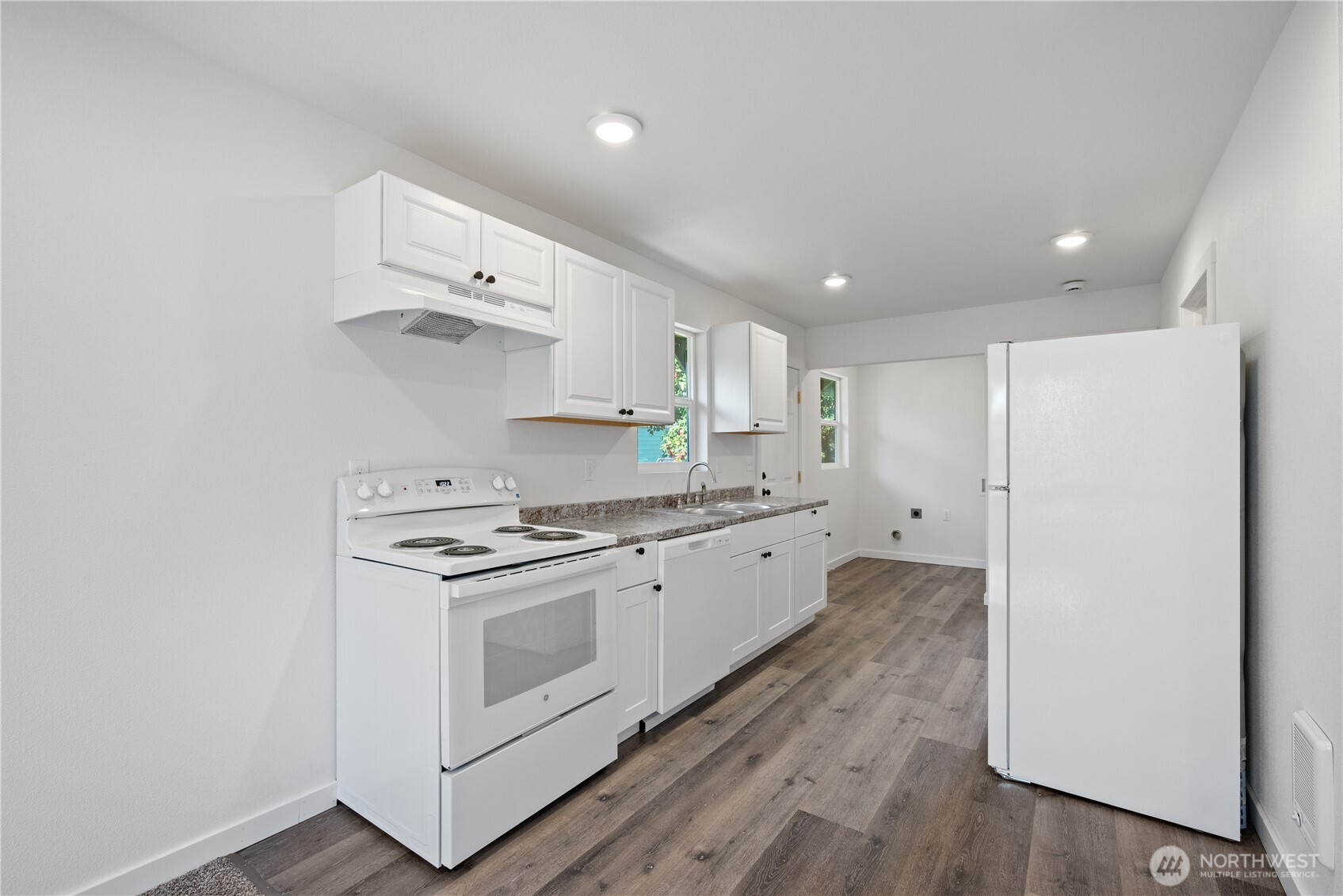 285 20th Avenue , Longview, WA 98632