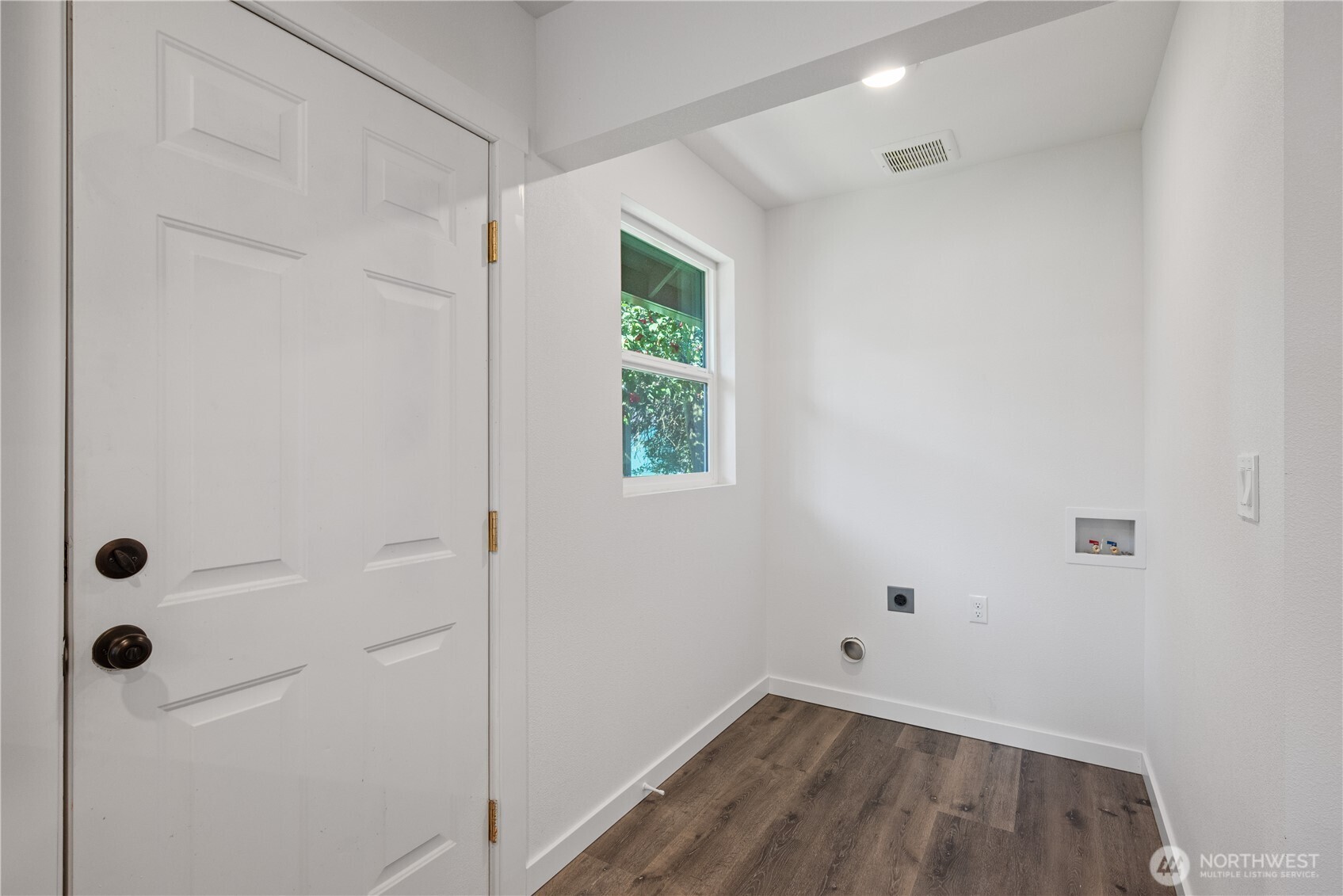 285 20th Avenue , Longview, WA 98632