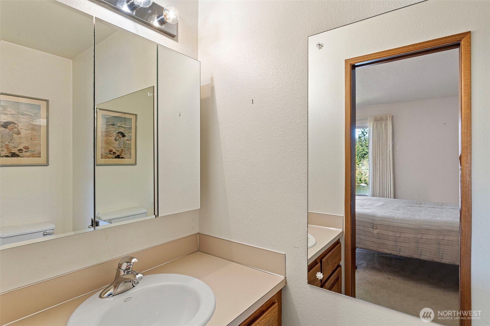 322 N 134th St #406, Seattle, WA 98133