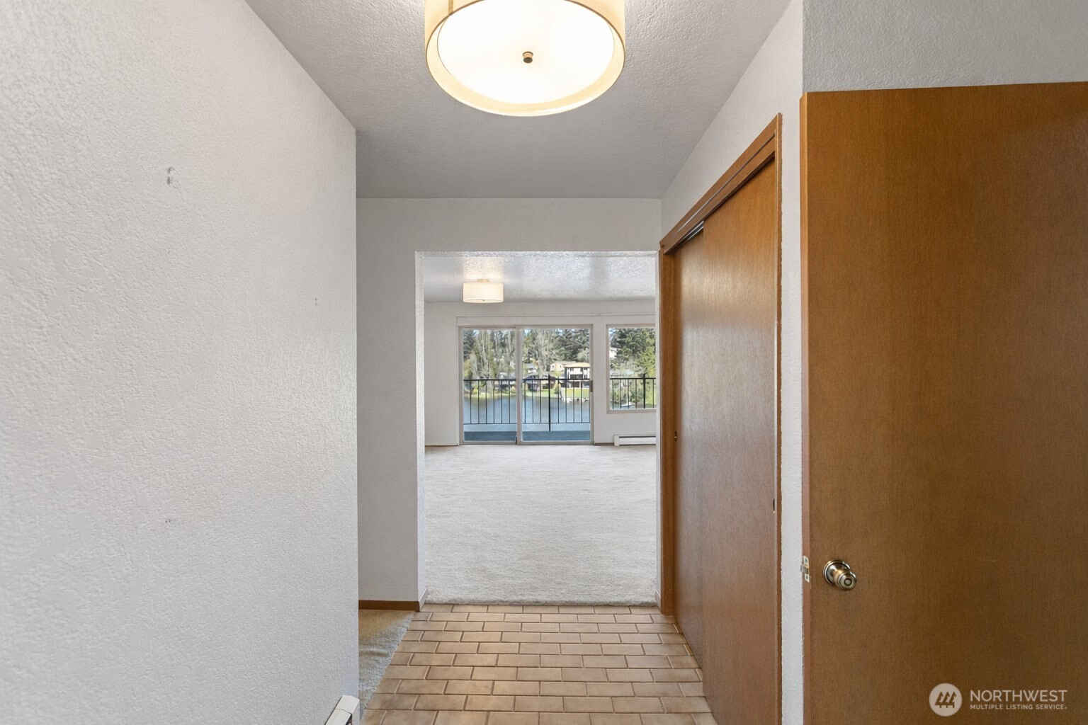322 N 134th St #406, Seattle, WA 98133