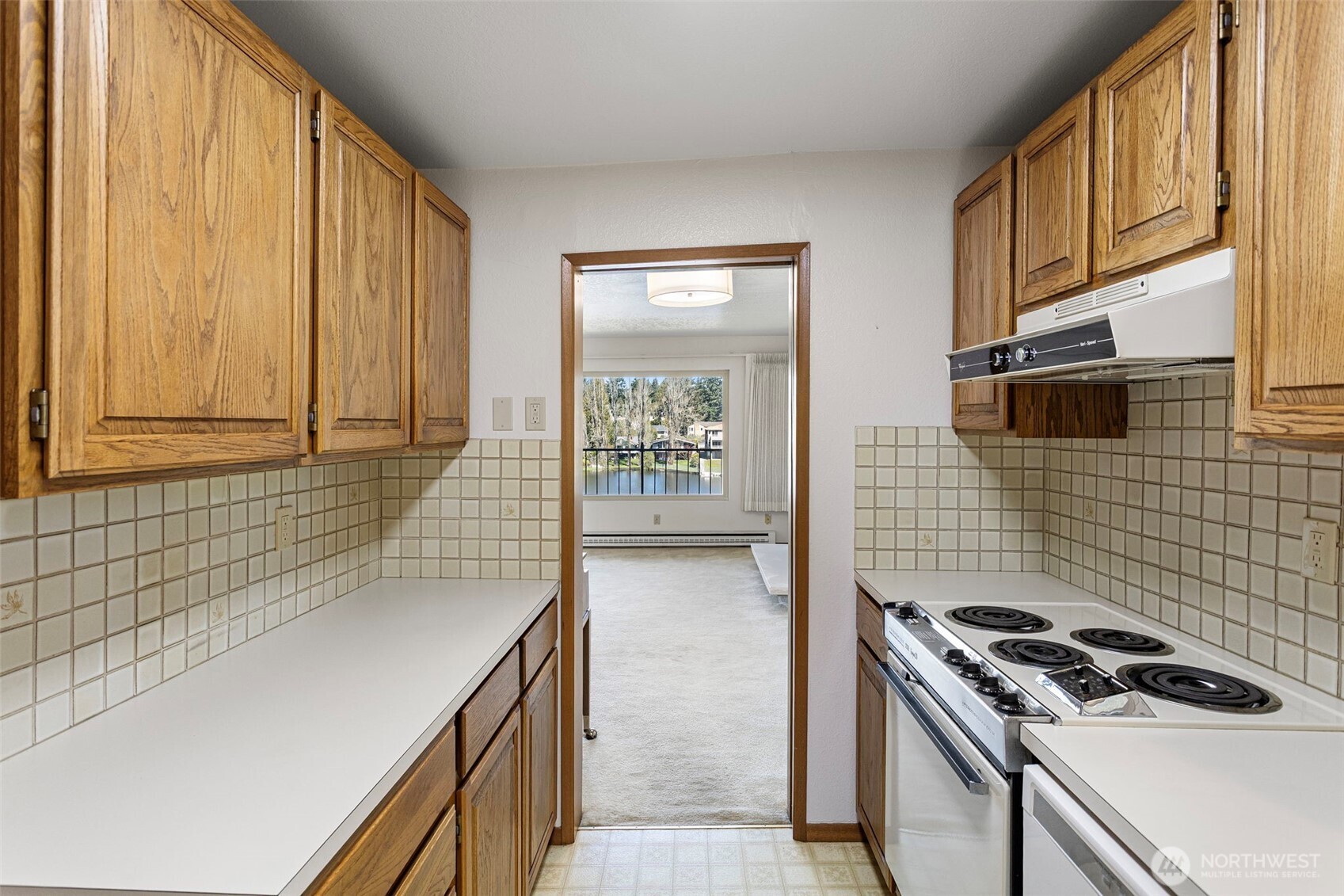 322 N 134th St #406, Seattle, WA 98133