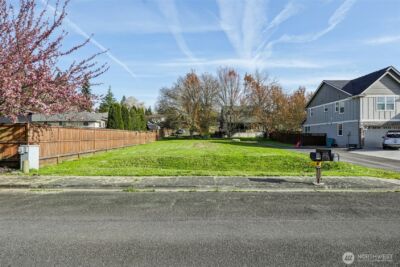 404 NW 114th Street , Vancouver, WA 98685 - Photo 2