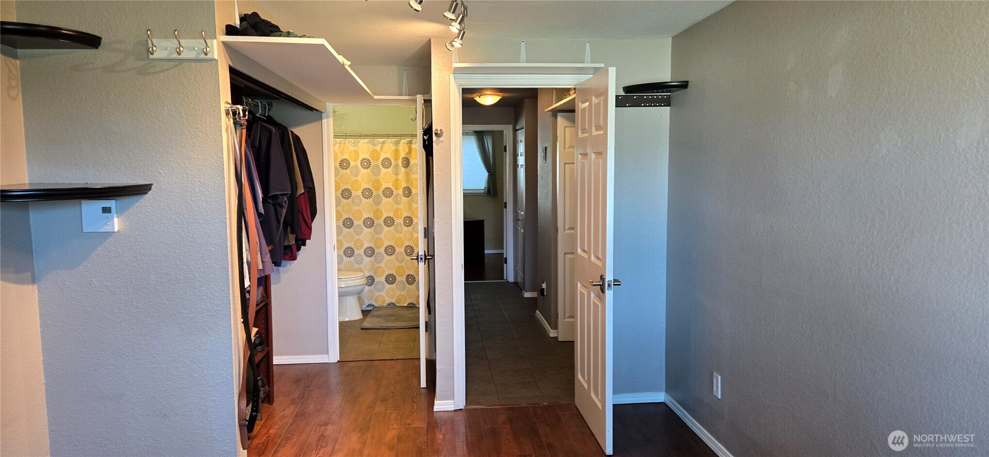 4895 76th Street SW #D701, Mukilteo, WA 98275
