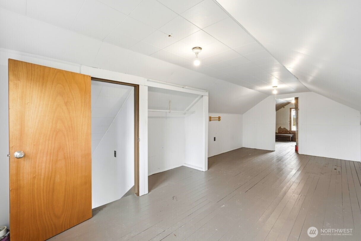 19500 Dahlstedt Road , Burlington, WA 98233