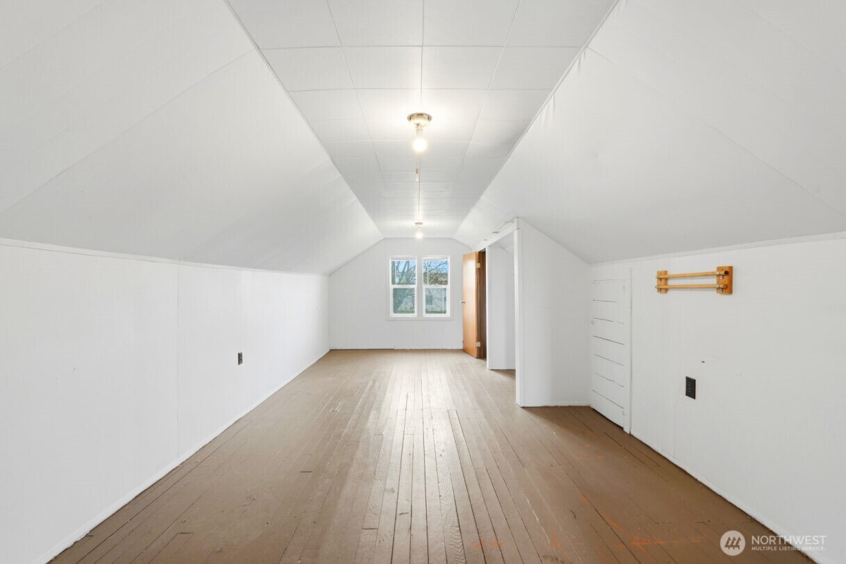 19500 Dahlstedt Road , Burlington, WA 98233