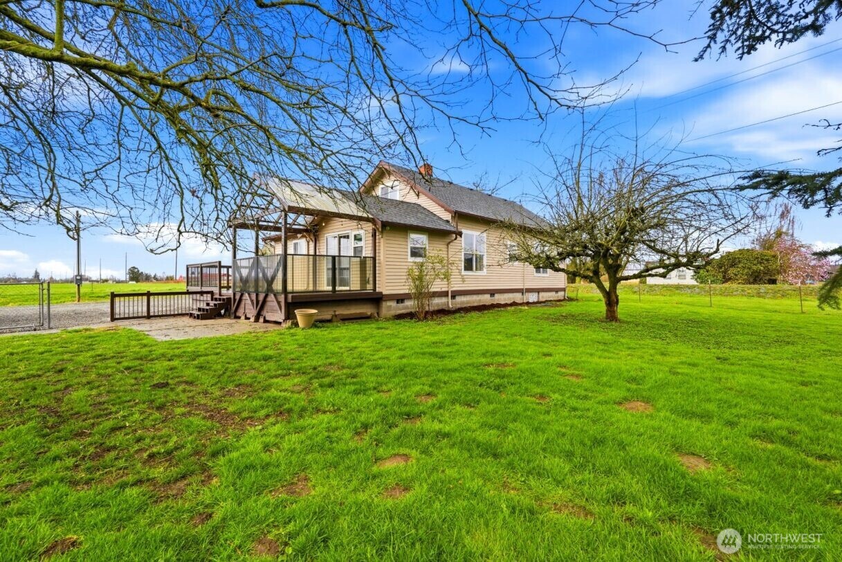 19500 Dahlstedt Road , Burlington, WA 98233