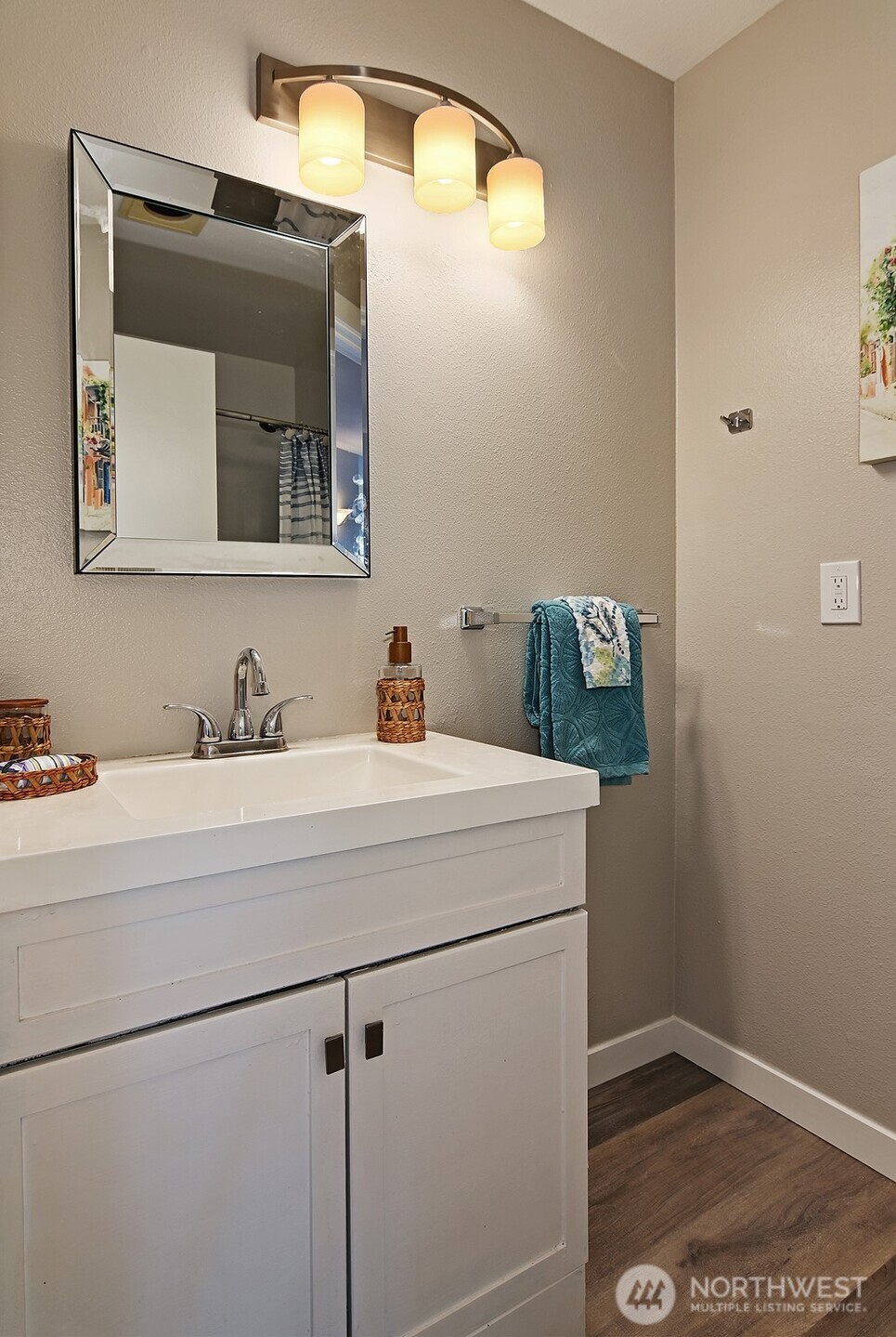 4120 212th Street SW #B301, Mountlake Terrace, WA 98043-3586