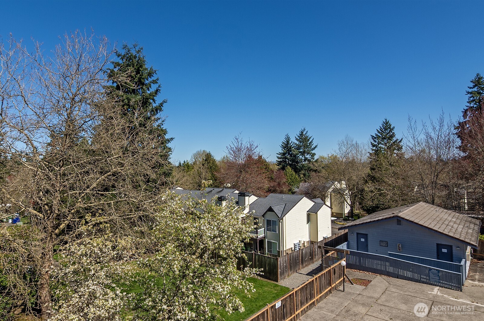4120 212th Street SW #B301, Mountlake Terrace, WA 98043-3586