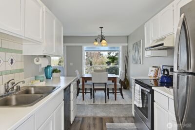 4120 212th Street SW #B301, Mountlake Terrace, WA 98043-3586 - Photo 3