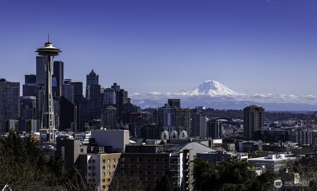 7 Highland Drive #301, Seattle, WA 98109