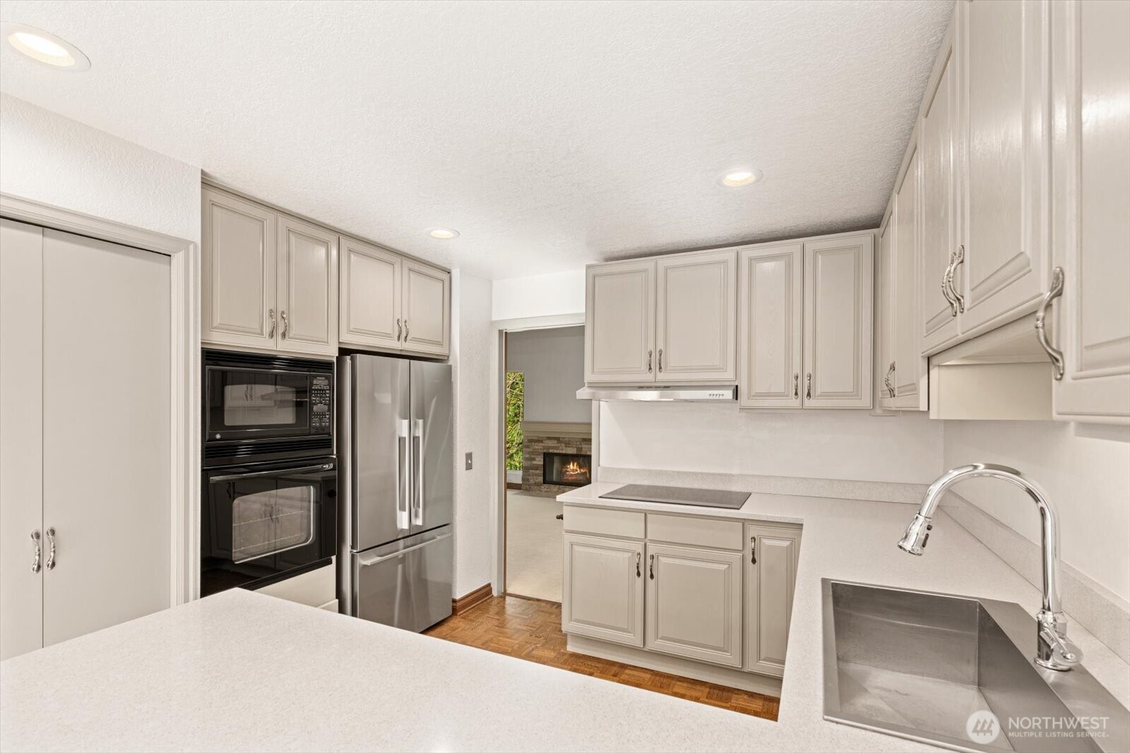2944 Kennewick Place NE, Renton, WA 98156