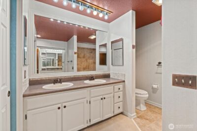 2944 Kennewick Place NE, Renton, WA 98156 - Photo 33
