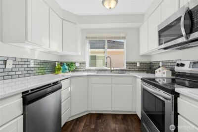 725 SW 115th Street SW #BB 204, Everett, WA 98204 - Photo 9