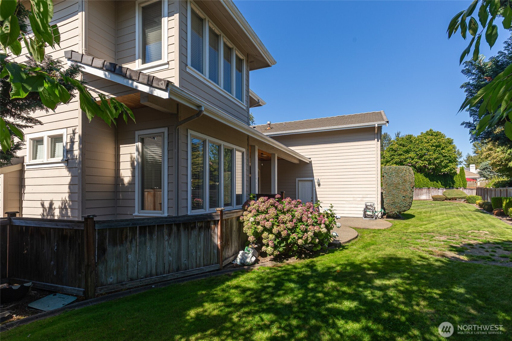 5207 77th Court W, University Place, WA 98467