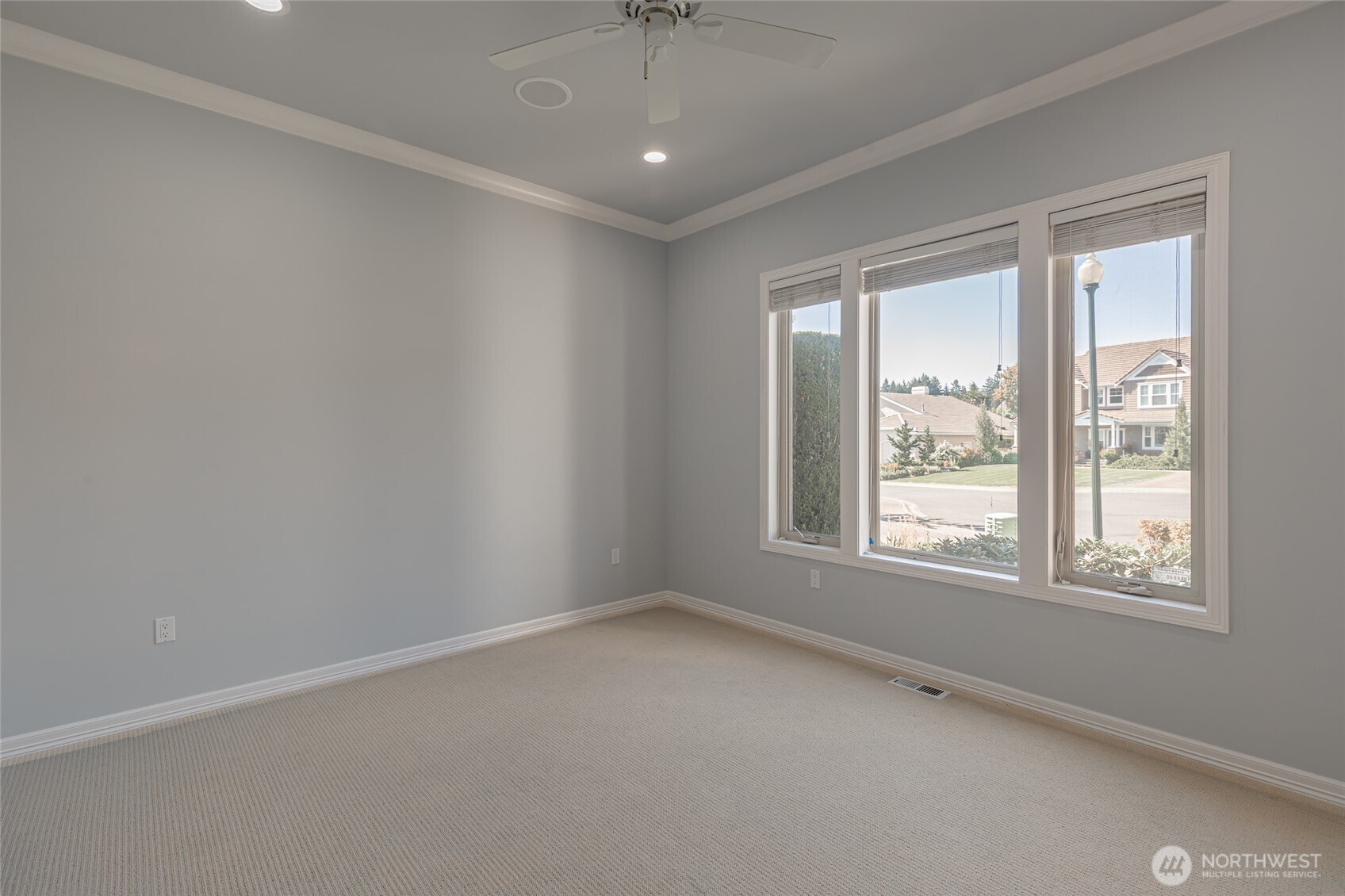 5207 77th Court W, University Place, WA 98467