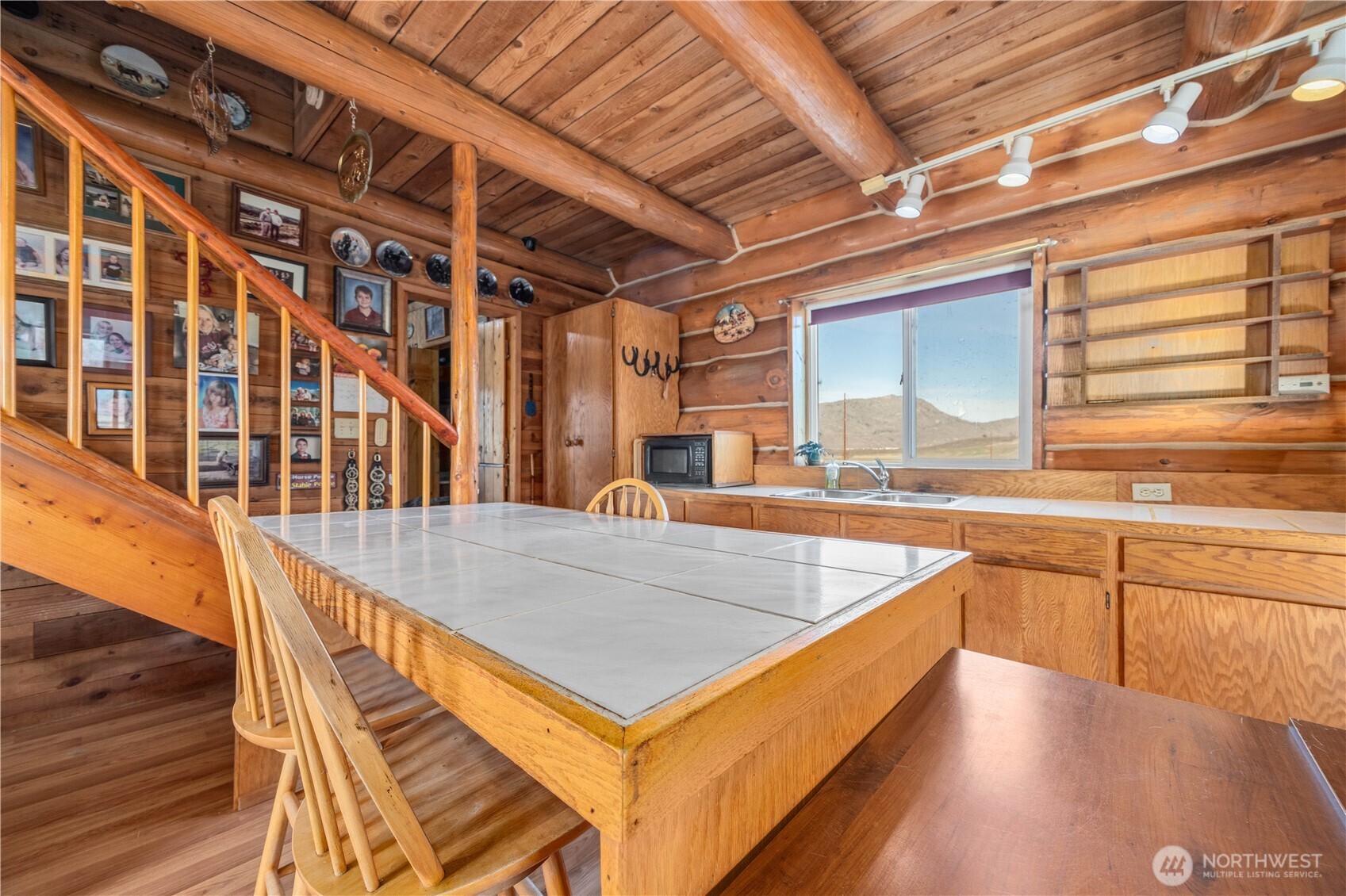 27538 C HWY 97 , Malott, WA 98829