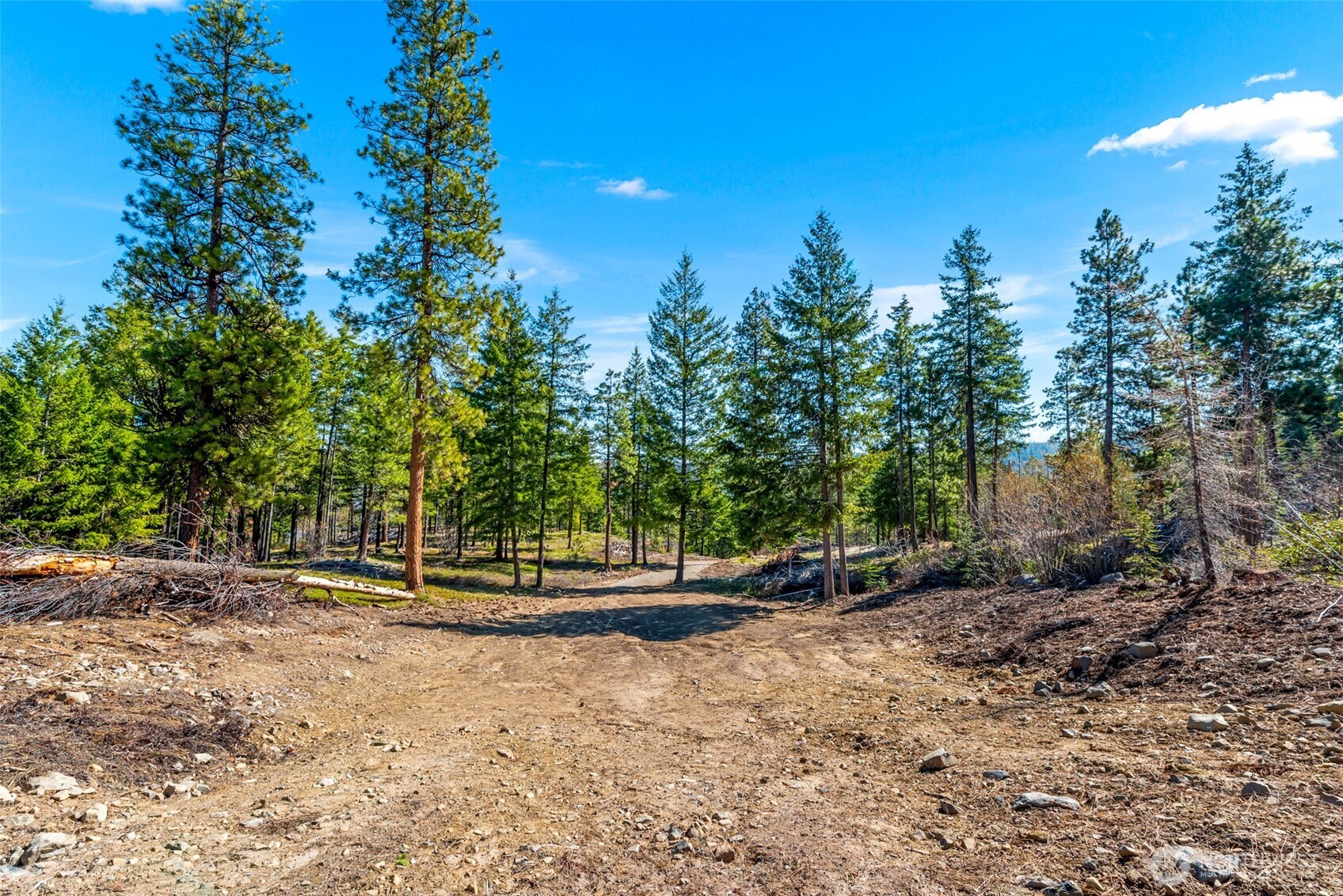 6424 Summit View Place , Wenatchee, WA 98801