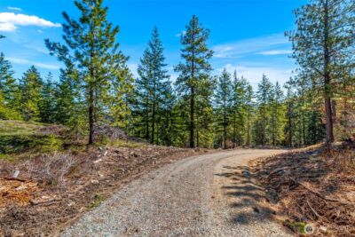 6424 Summit View Place , Wenatchee, WA 98801 - Photo 23
