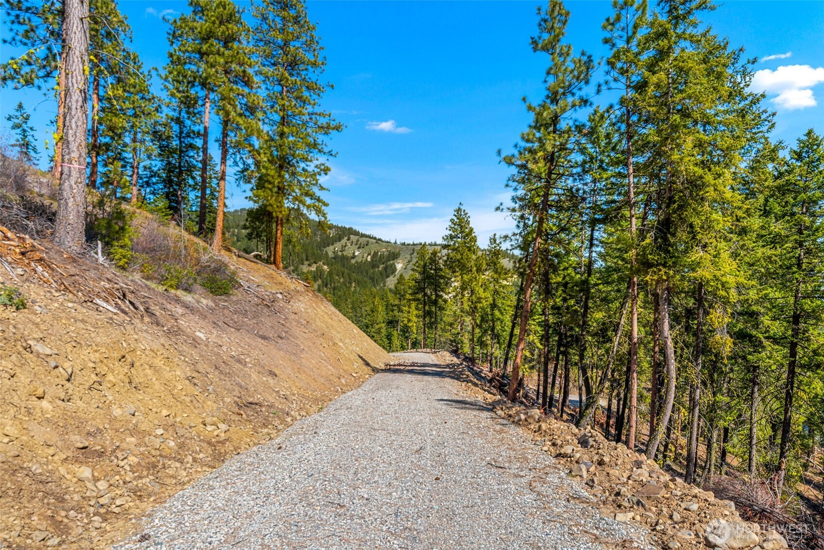 6424 Summit View Place , Wenatchee, WA 98801