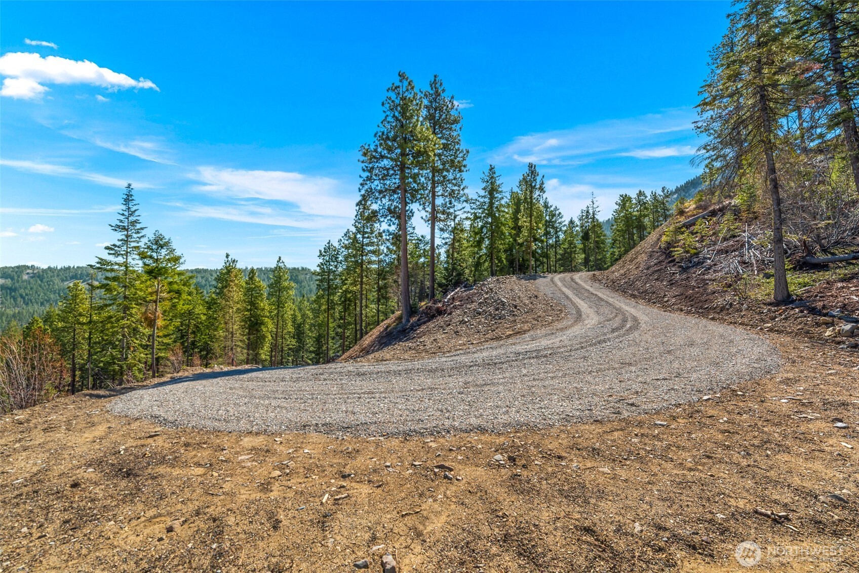 6424 Summit View Place , Wenatchee, WA 98801