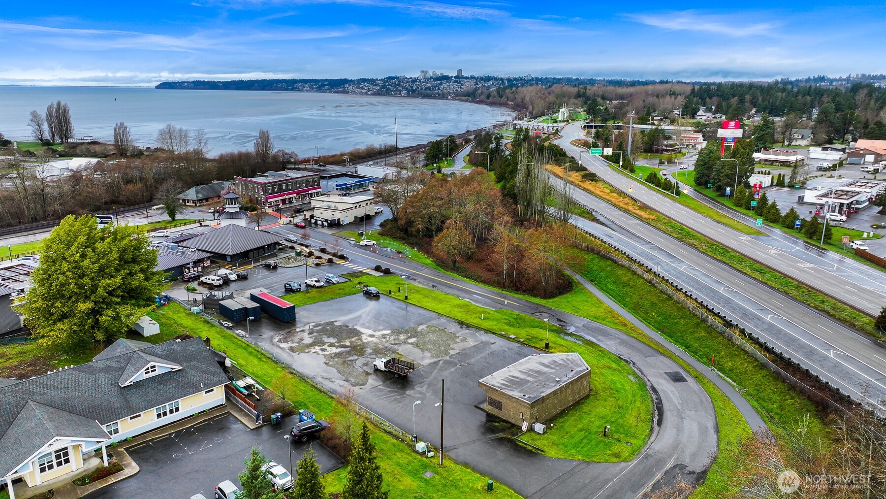 265 F Street , Blaine, WA 98230