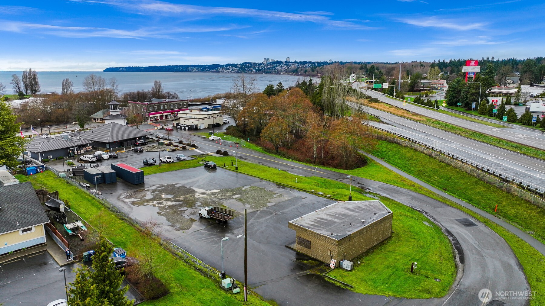 265 F Street , Blaine, WA 98230