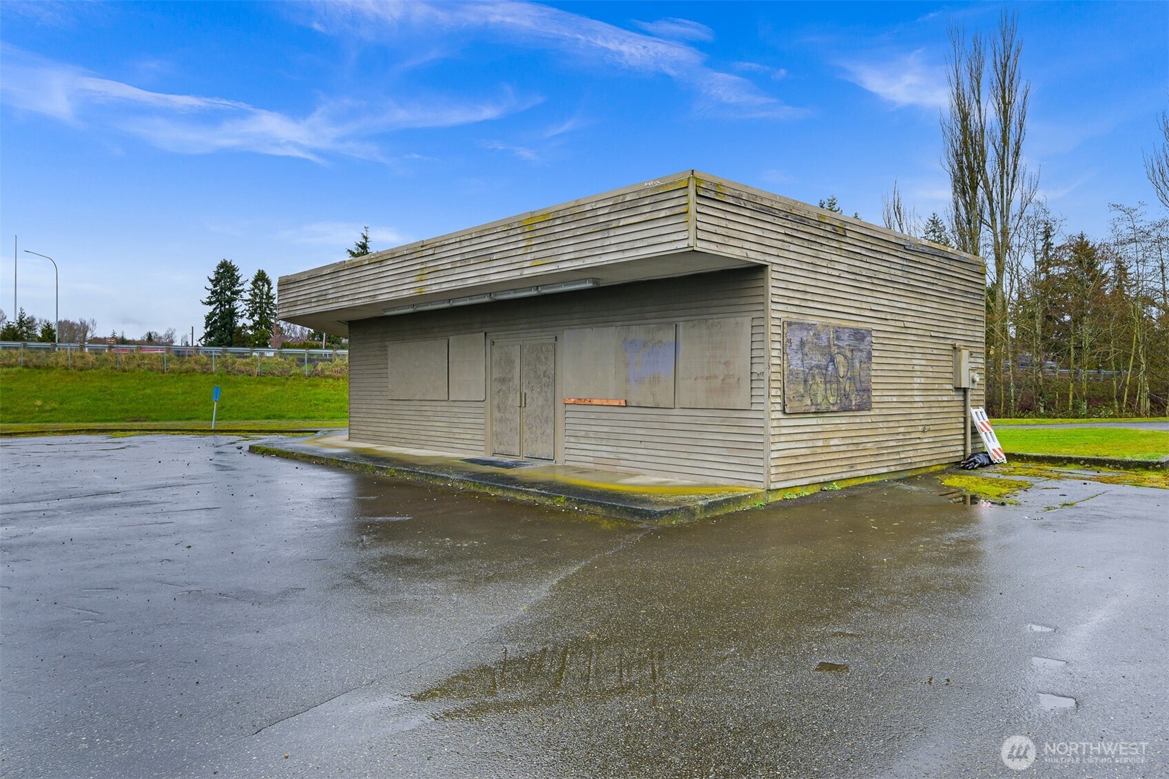 265 F Street , Blaine, WA 98230