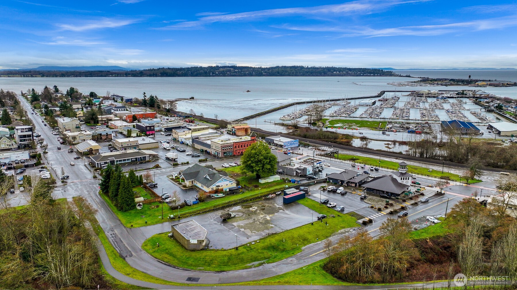 265 F Street , Blaine, WA 98230