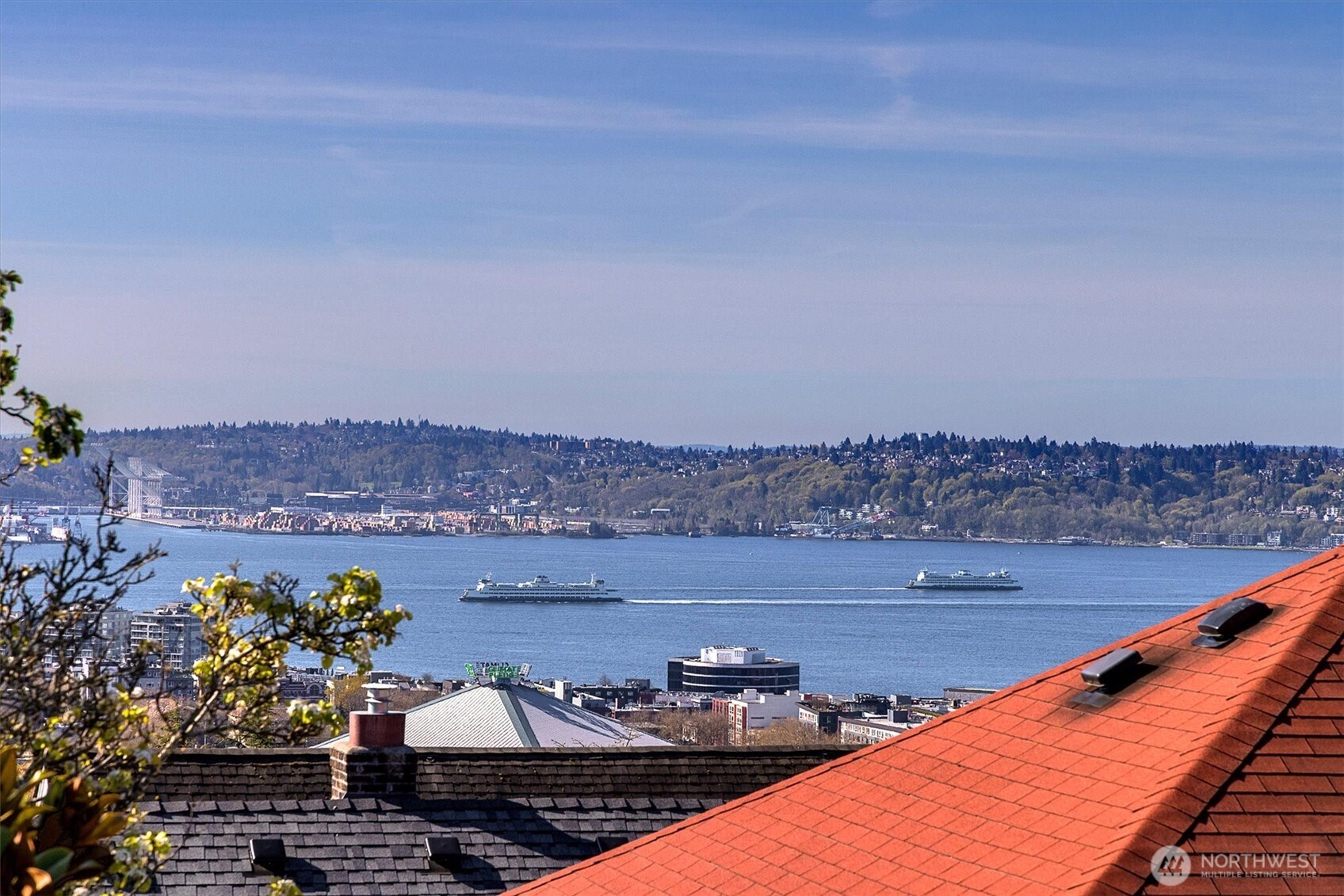 305 Lee Street , Seattle, WA 98109-3136