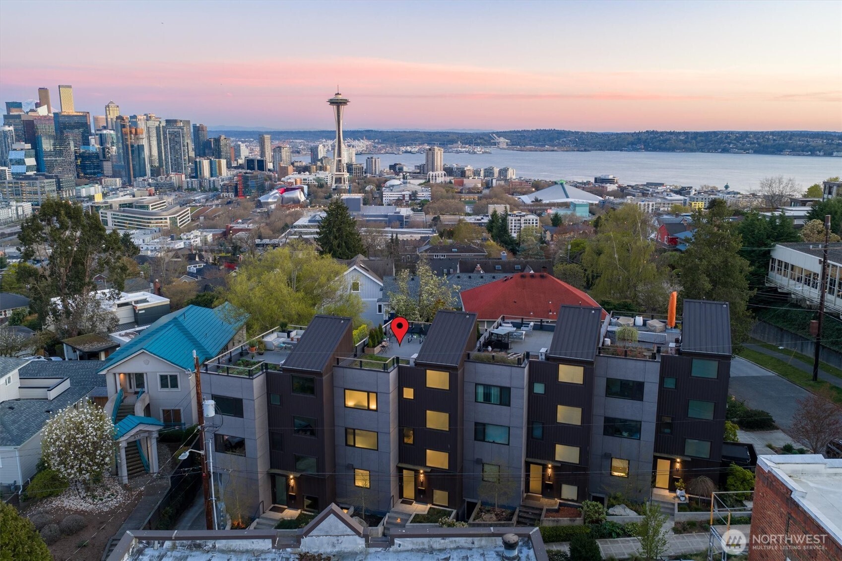 305 Lee Street , Seattle, WA 98109-3136