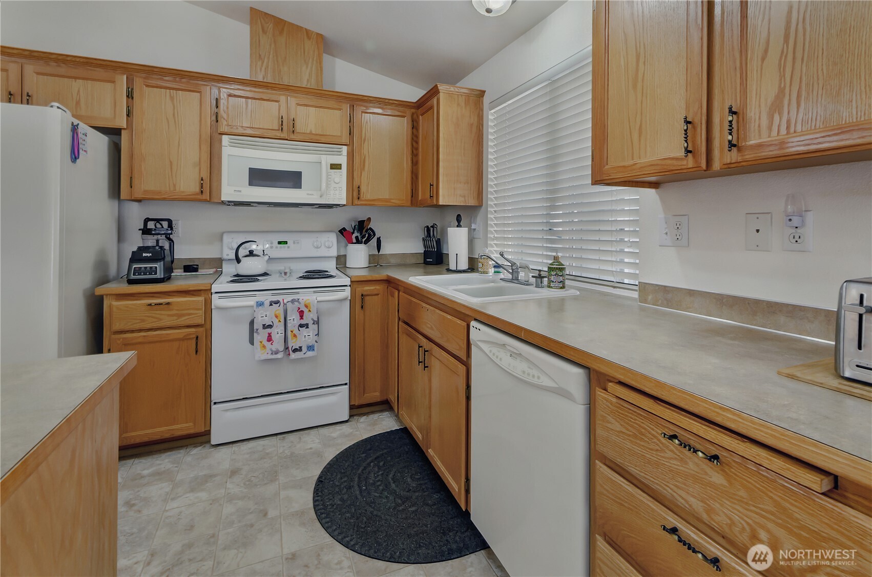 2530 187th Street E, Tacoma, WA 98445