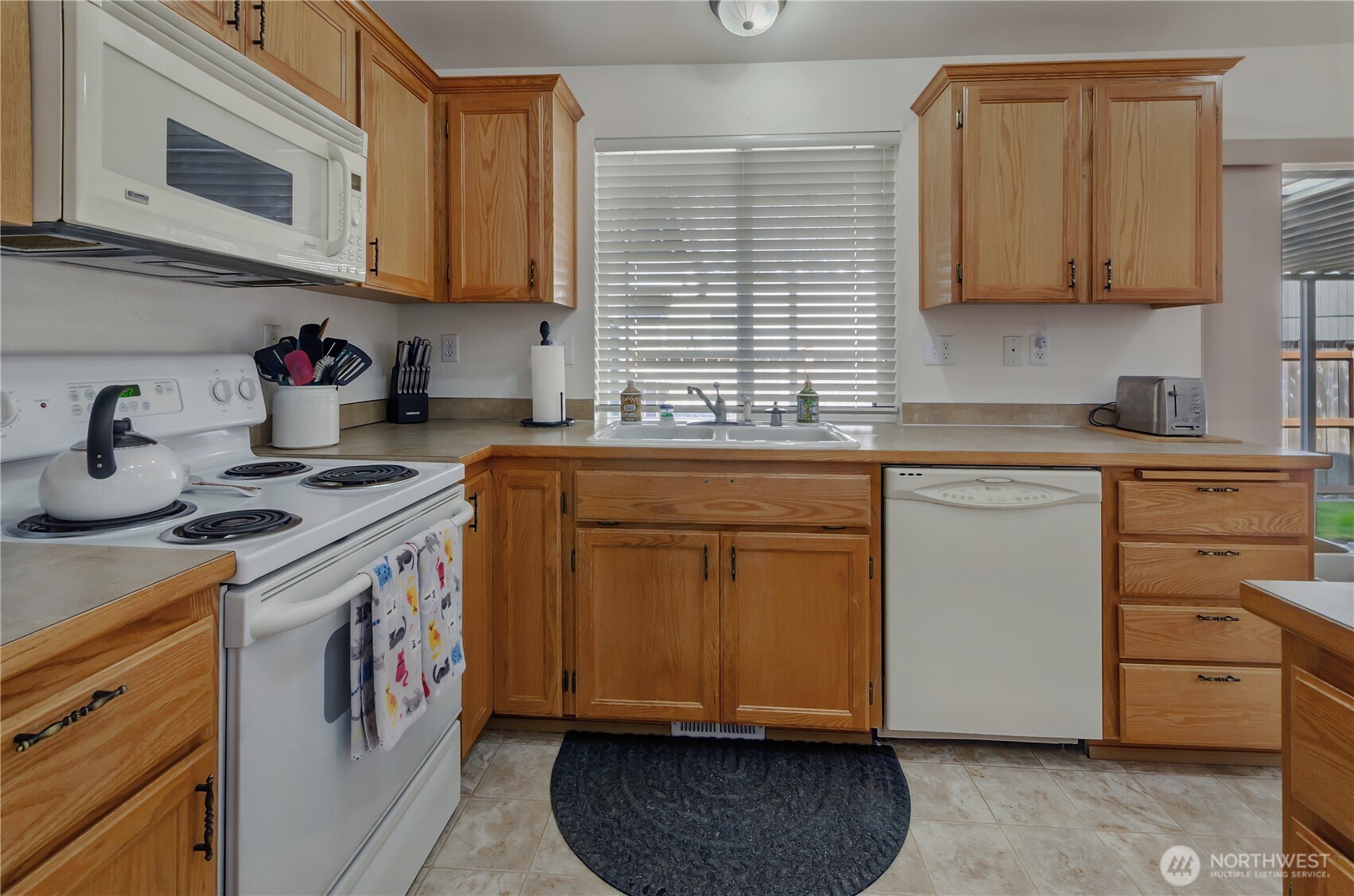 2530 187th Street E, Tacoma, WA 98445