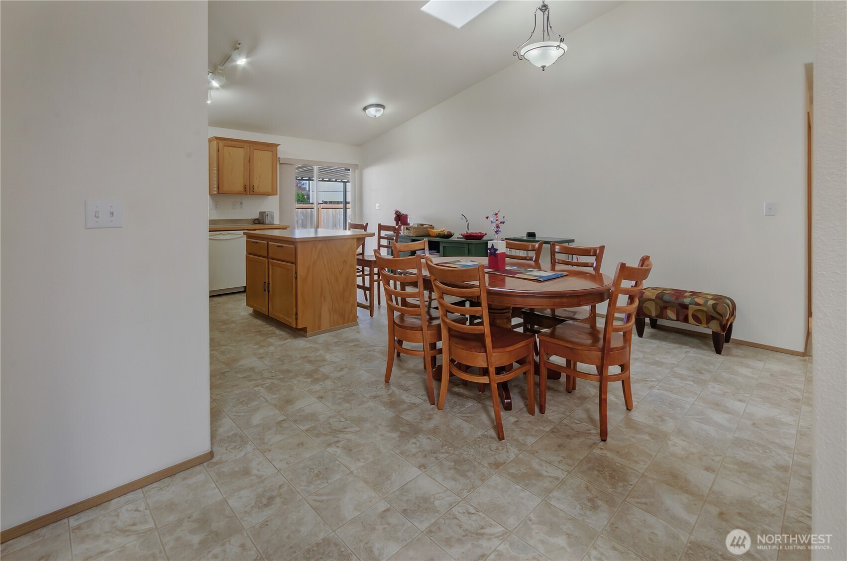 2530 187th Street E, Tacoma, WA 98445