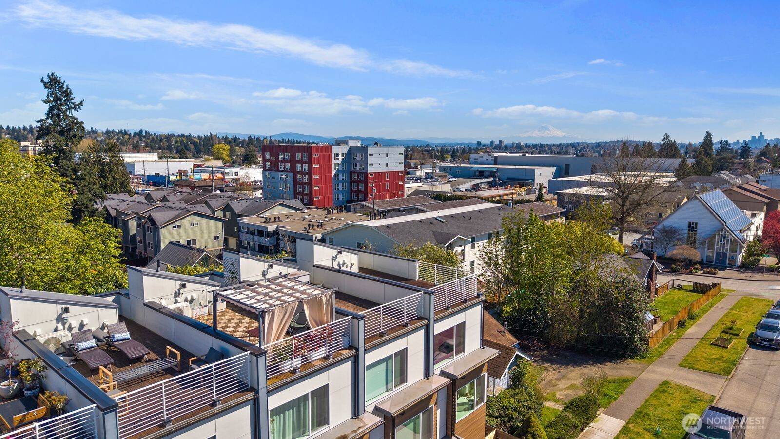 9624 Linden Avenue N, Seattle, WA 98103