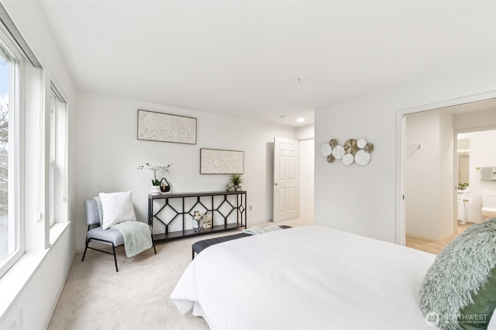22454 SE 37th Terrace #2345, Issaquah, WA 98029-6281