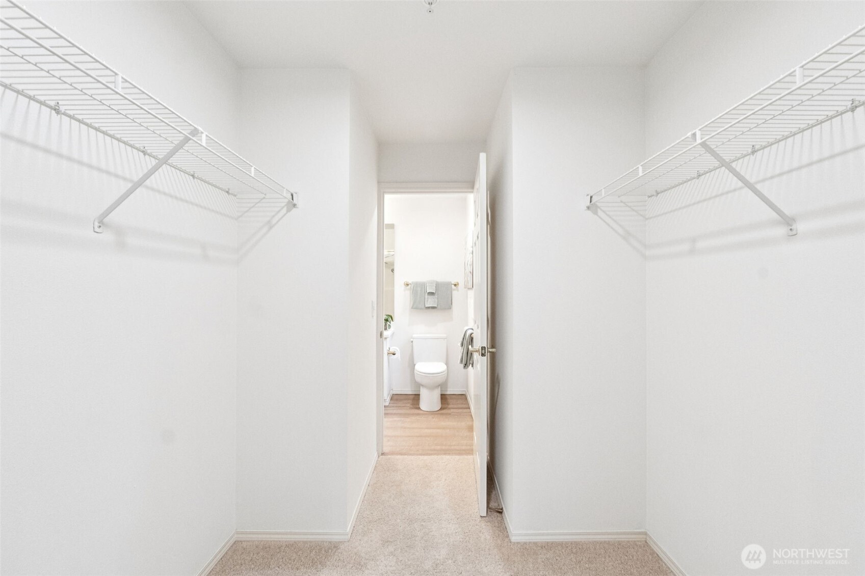 22454 SE 37th Terrace #2345, Issaquah, WA 98029-6281