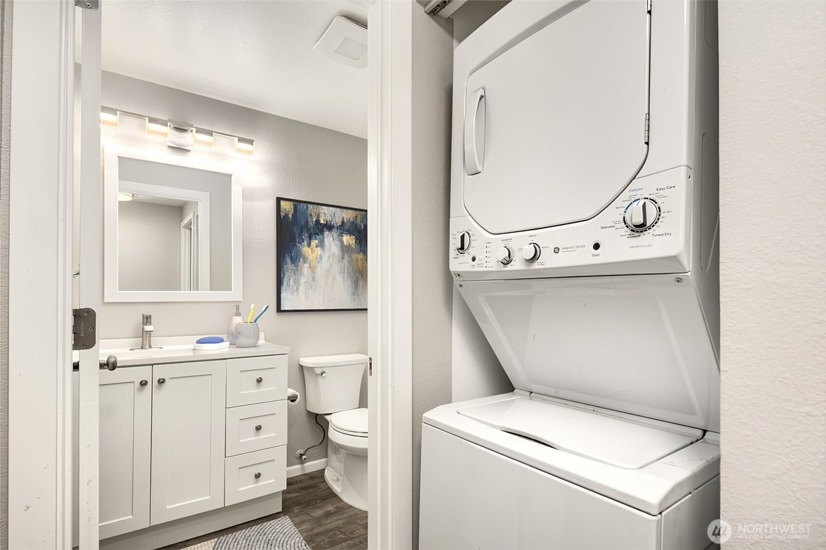 14200 NE 171st Street #D202, Woodinville, WA 98072